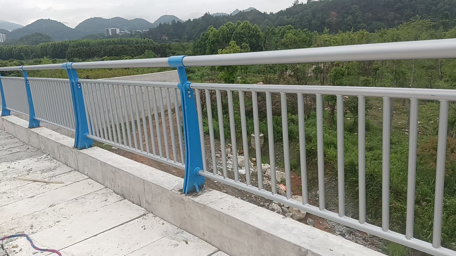 包头市不锈钢栏杆景观护栏 - 一站式服务